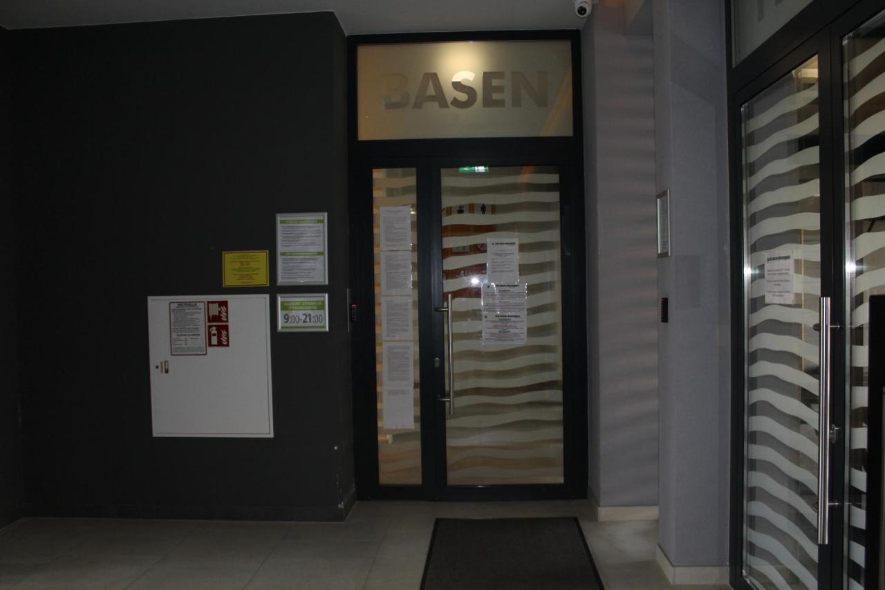 Pool & Leisure Apartament Polanki Park コウォブジェク エクステリア 写真
